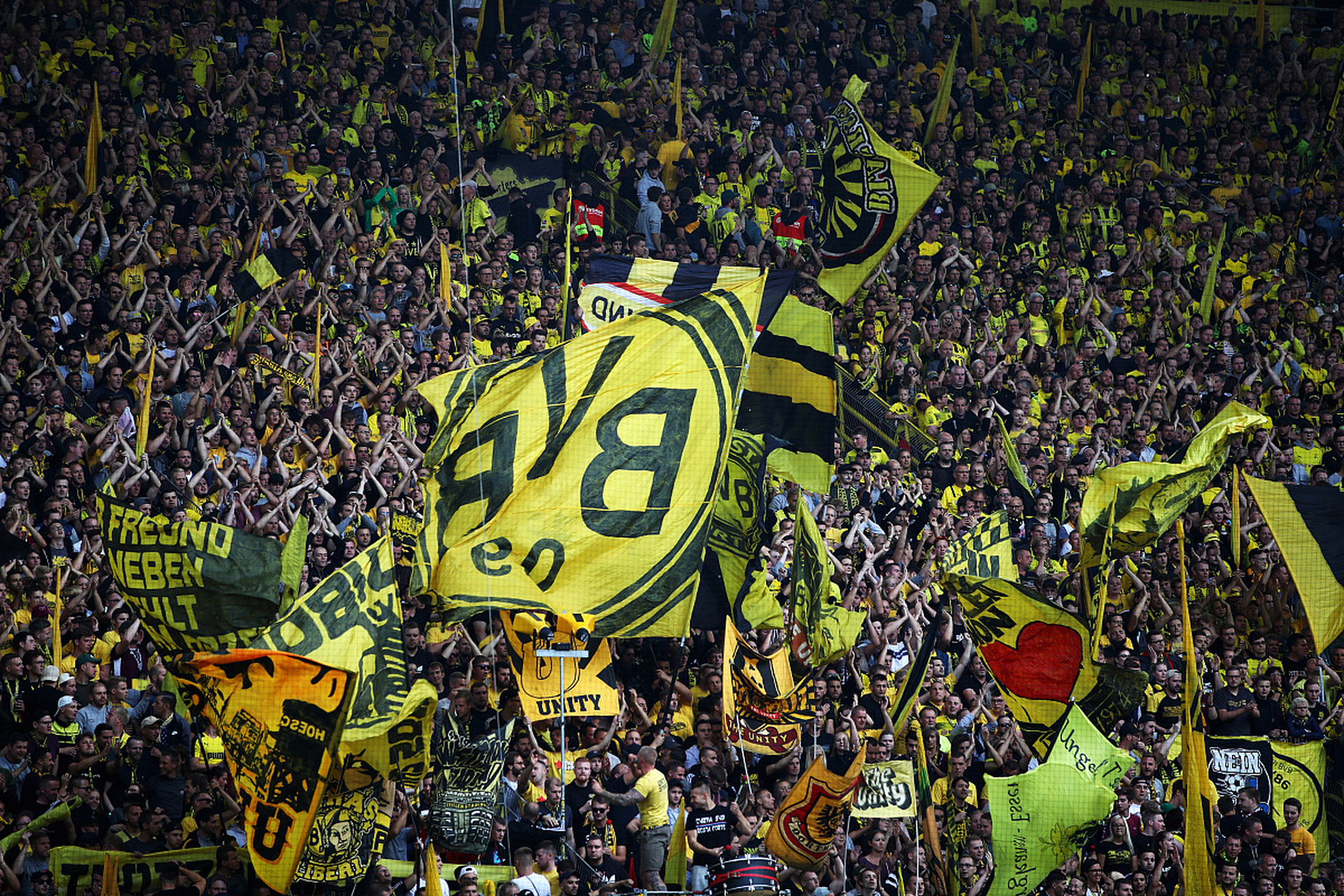 官方网站-多特蒙德备战新赛季,球队掀起备战热潮了吗